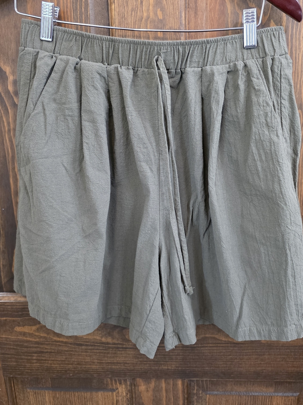Relaxed Olive Drawstring Linen-Blend Bermuda Shorts
